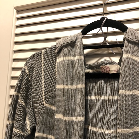 Juniors Plus Size Gray Stripe Long Hooded Cardigan - Picture 4 of 8